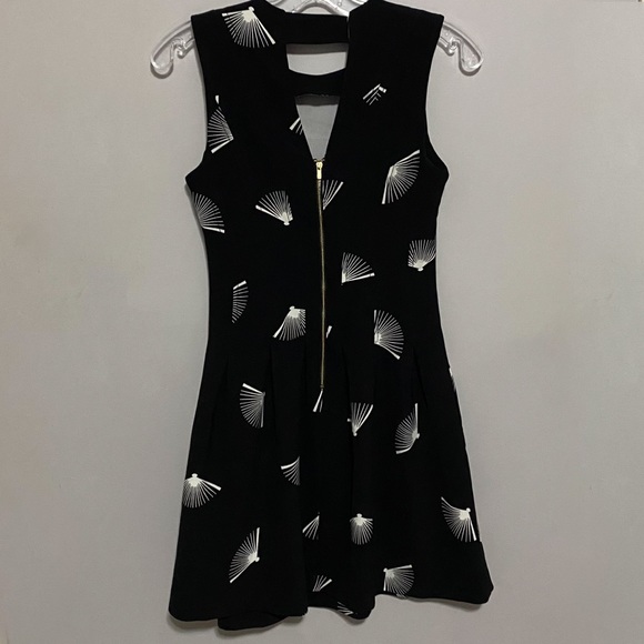 H&M Dress - Picture 2 of 2